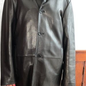 Men’s genuine leather jacket.